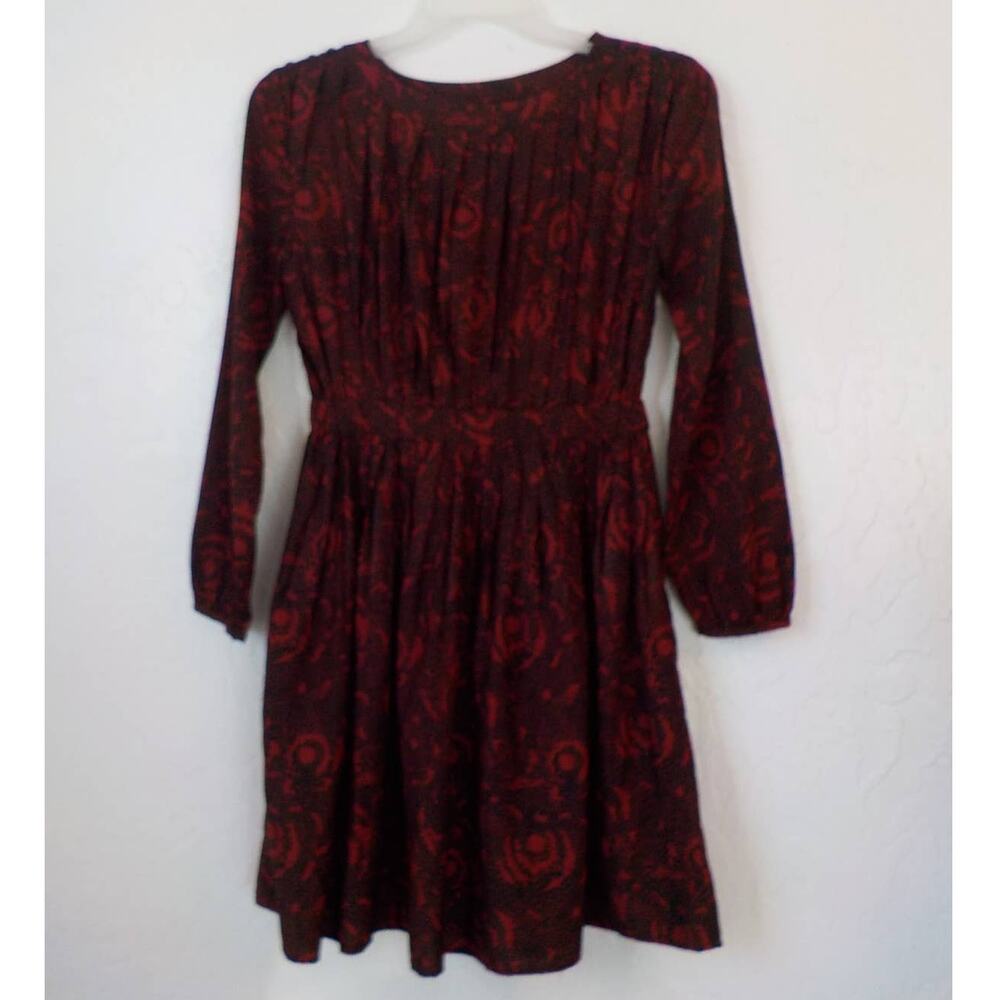 Walter Baker Red Black Floral Silky Pleated Dress Women size 6 Elastic Waist